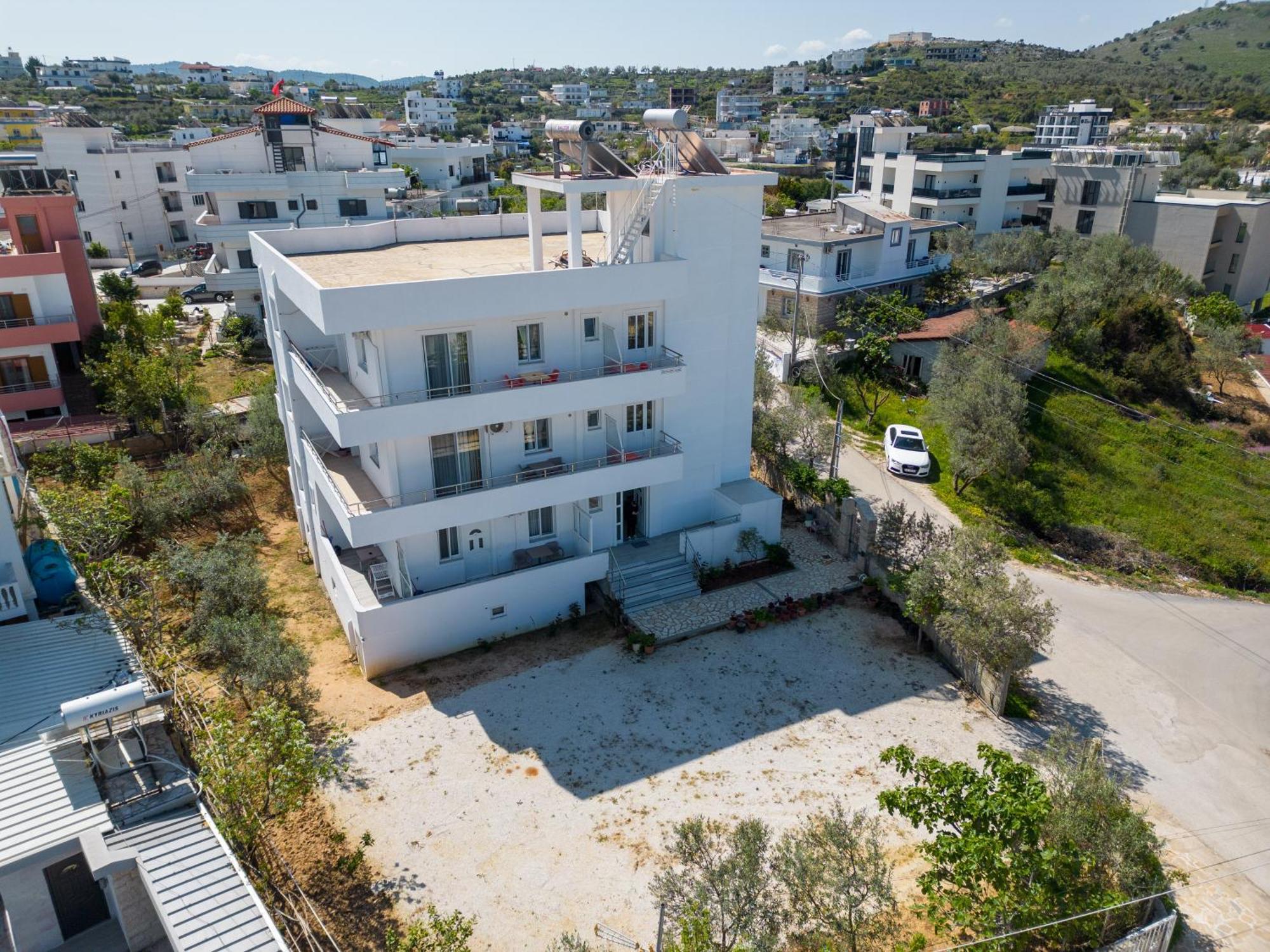 Near The Sea Apartments Nano Ksamil Exterior photo