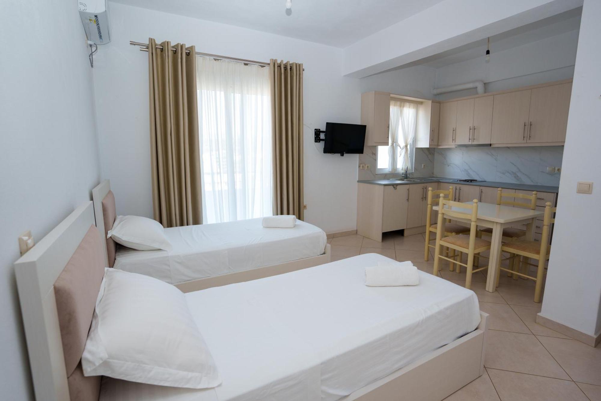 Near The Sea Apartments Nano Ksamil Exterior photo